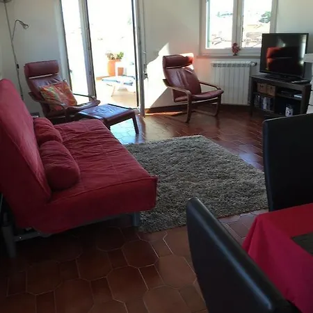 In Centre Of With Amazing Views Apartament